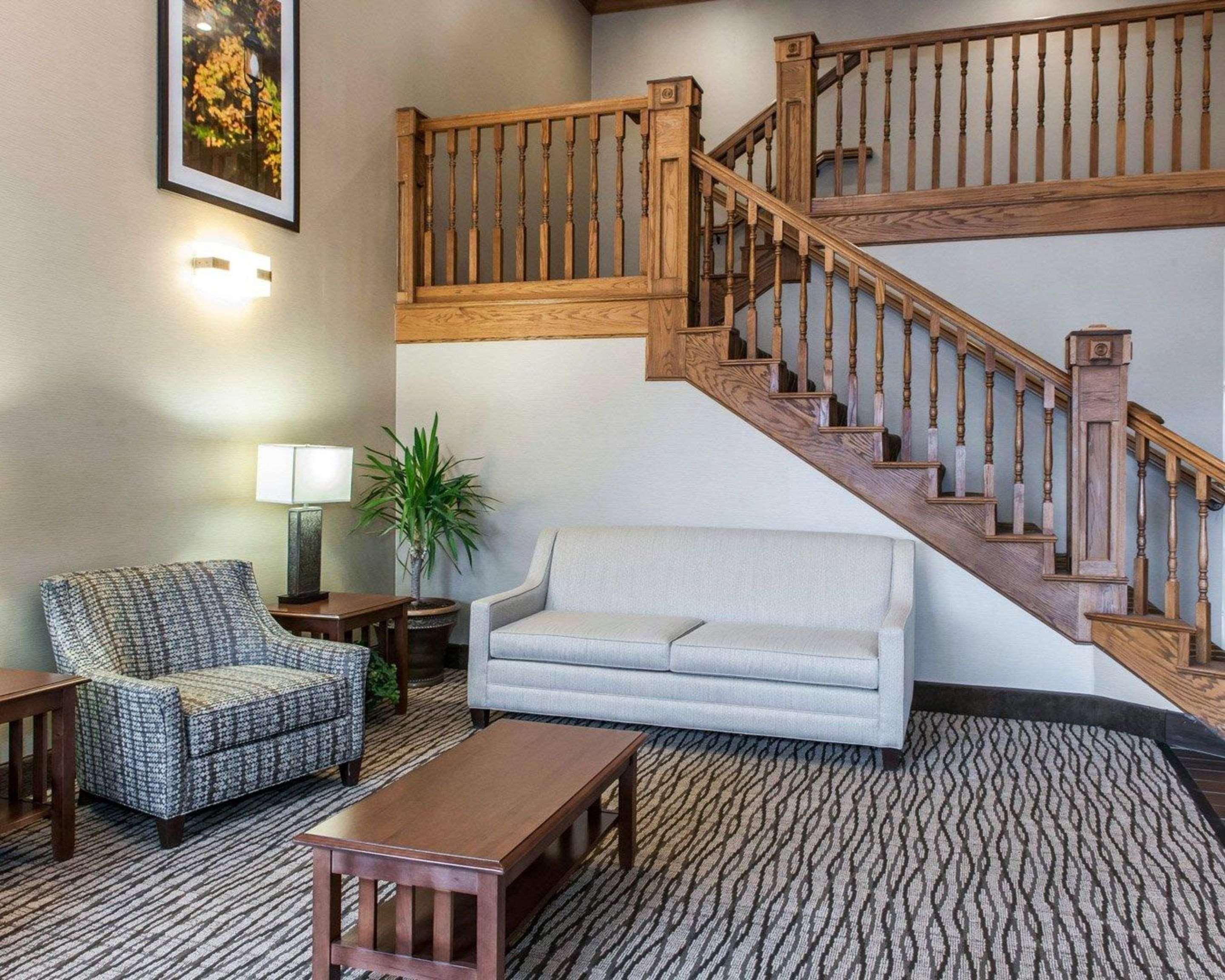 Comfort Inn & Suites Napoleon Εξωτερικό φωτογραφία
