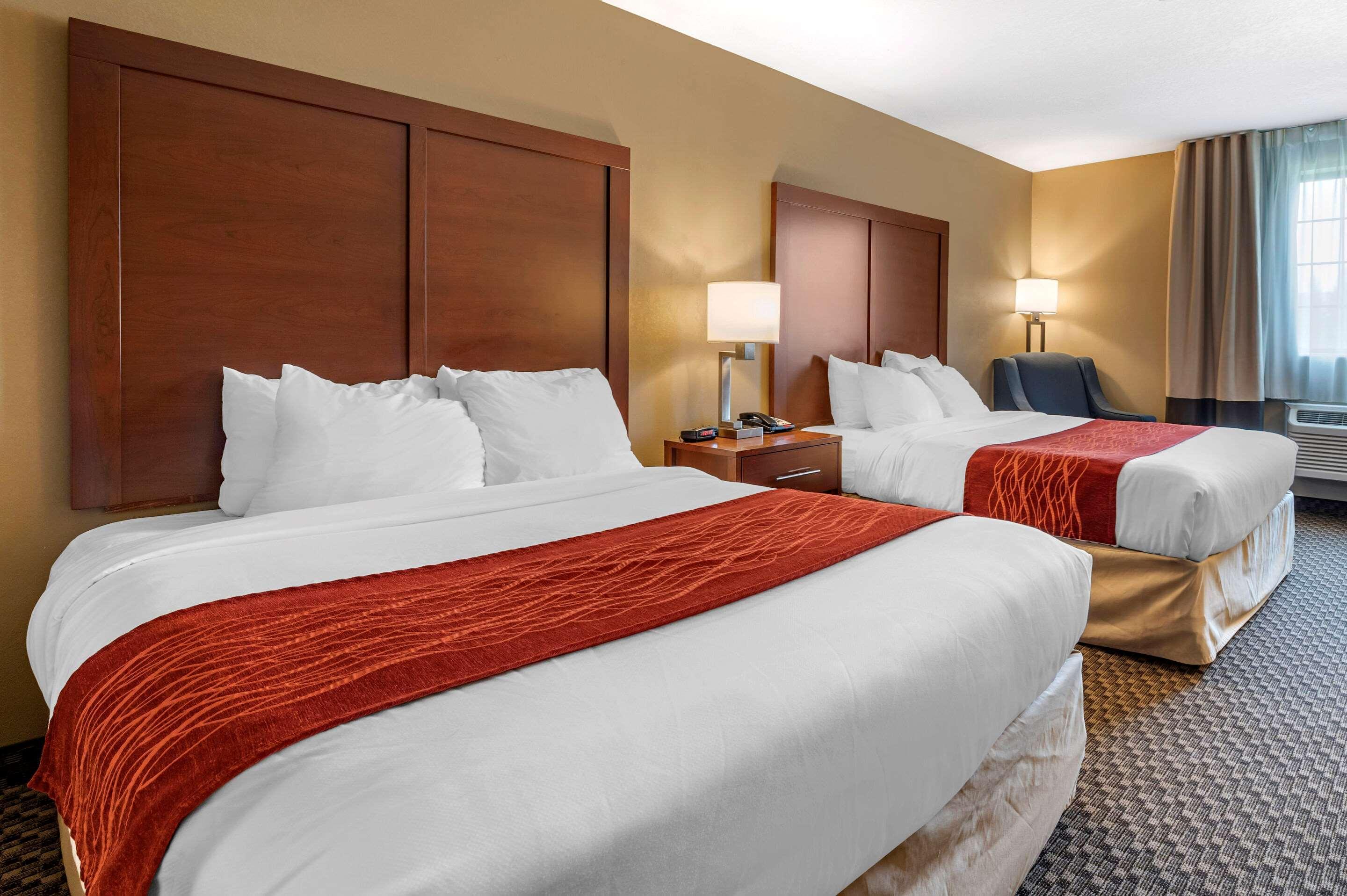 Comfort Inn & Suites Napoleon Εξωτερικό φωτογραφία
