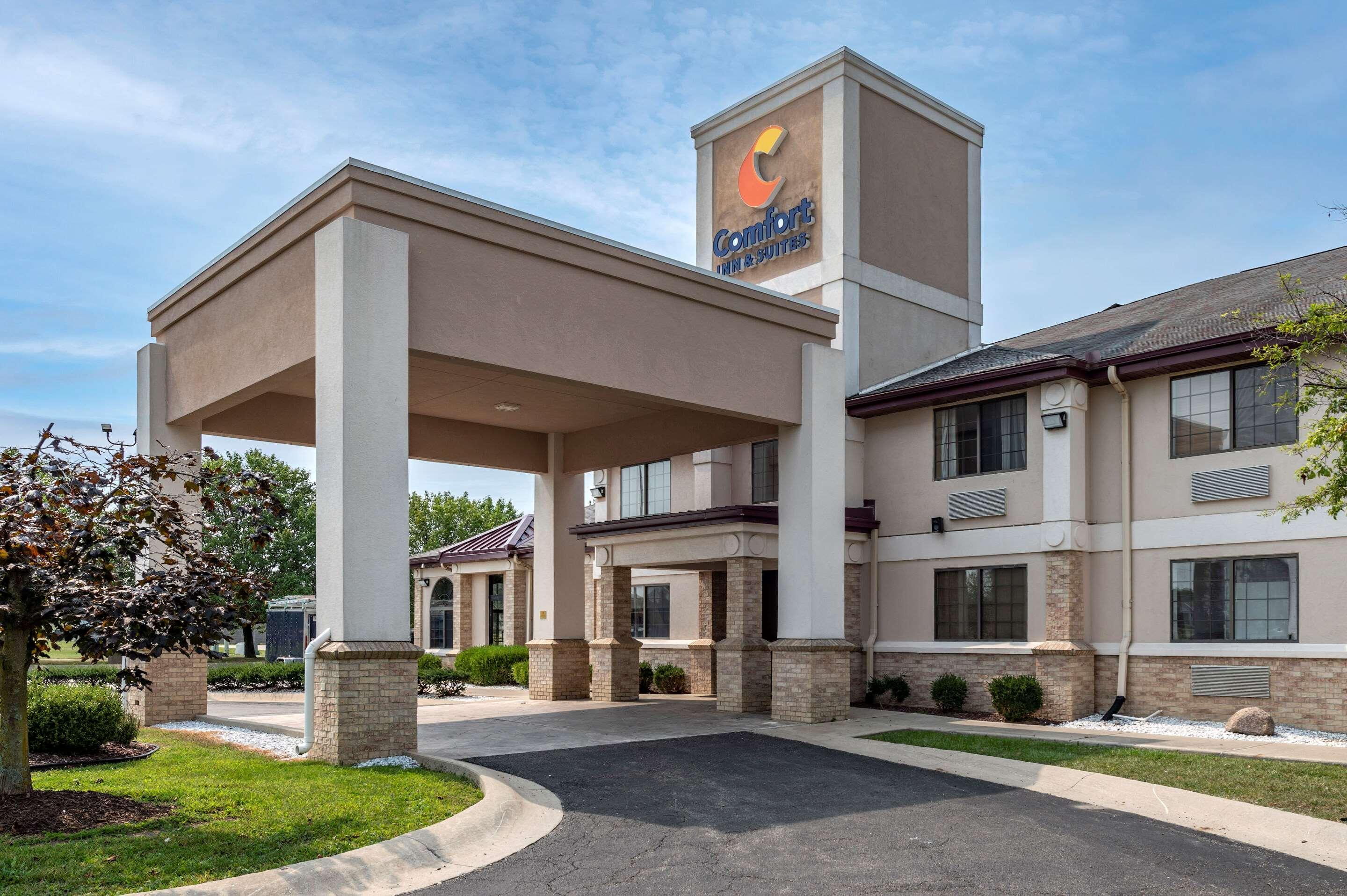 Comfort Inn & Suites Napoleon Εξωτερικό φωτογραφία