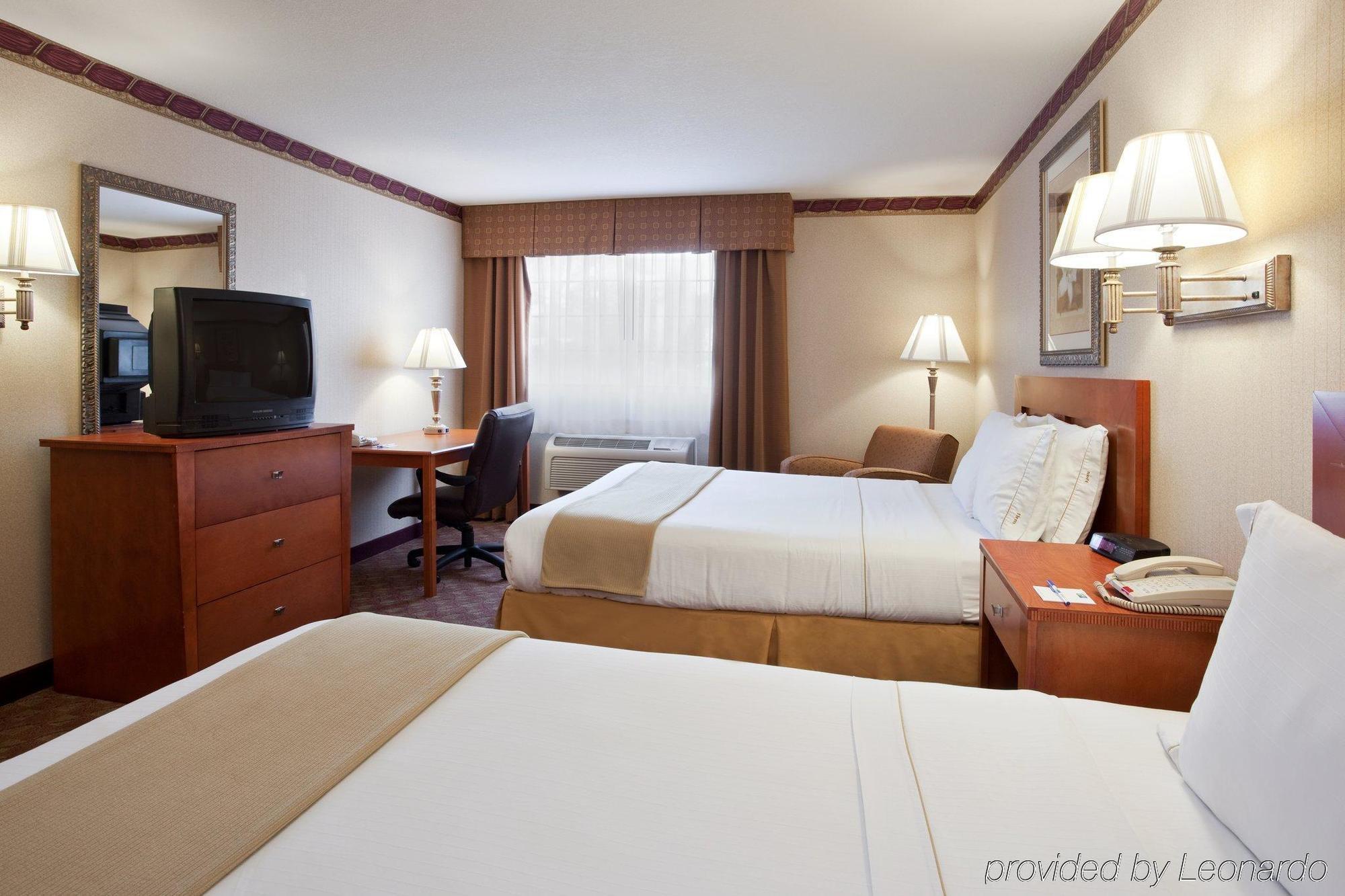 Comfort Inn & Suites Napoleon Δωμάτιο φωτογραφία