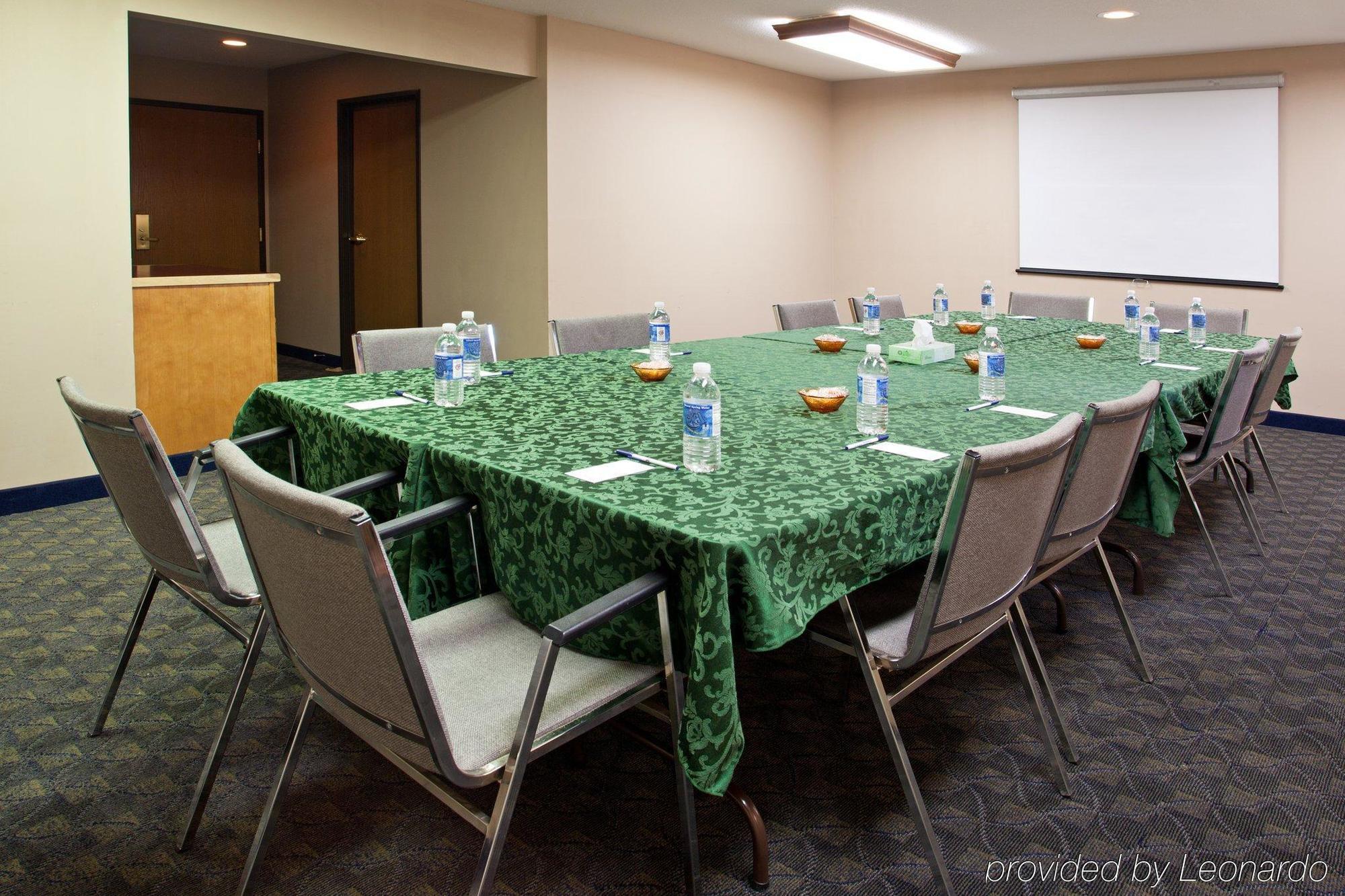 Comfort Inn & Suites Napoleon Ανέσεις φωτογραφία
