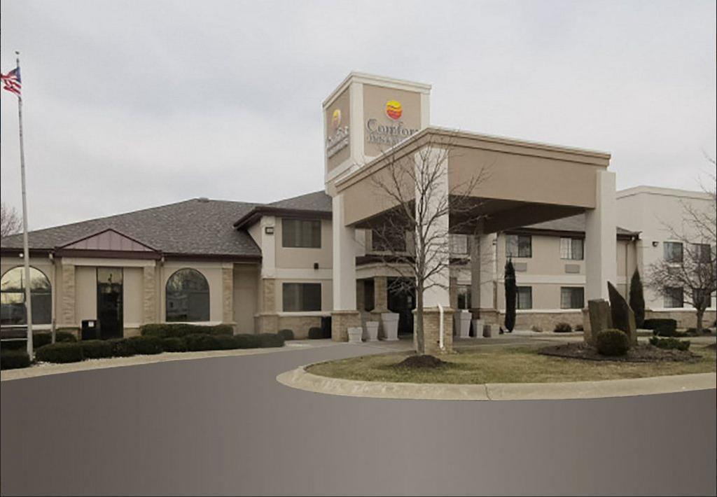 Comfort Inn & Suites Napoleon Εξωτερικό φωτογραφία