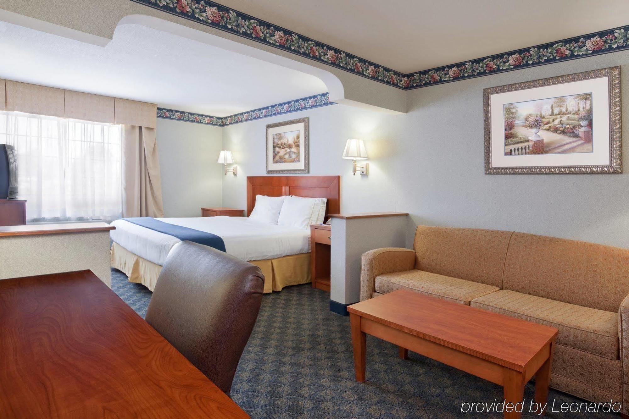 Comfort Inn & Suites Napoleon Δωμάτιο φωτογραφία