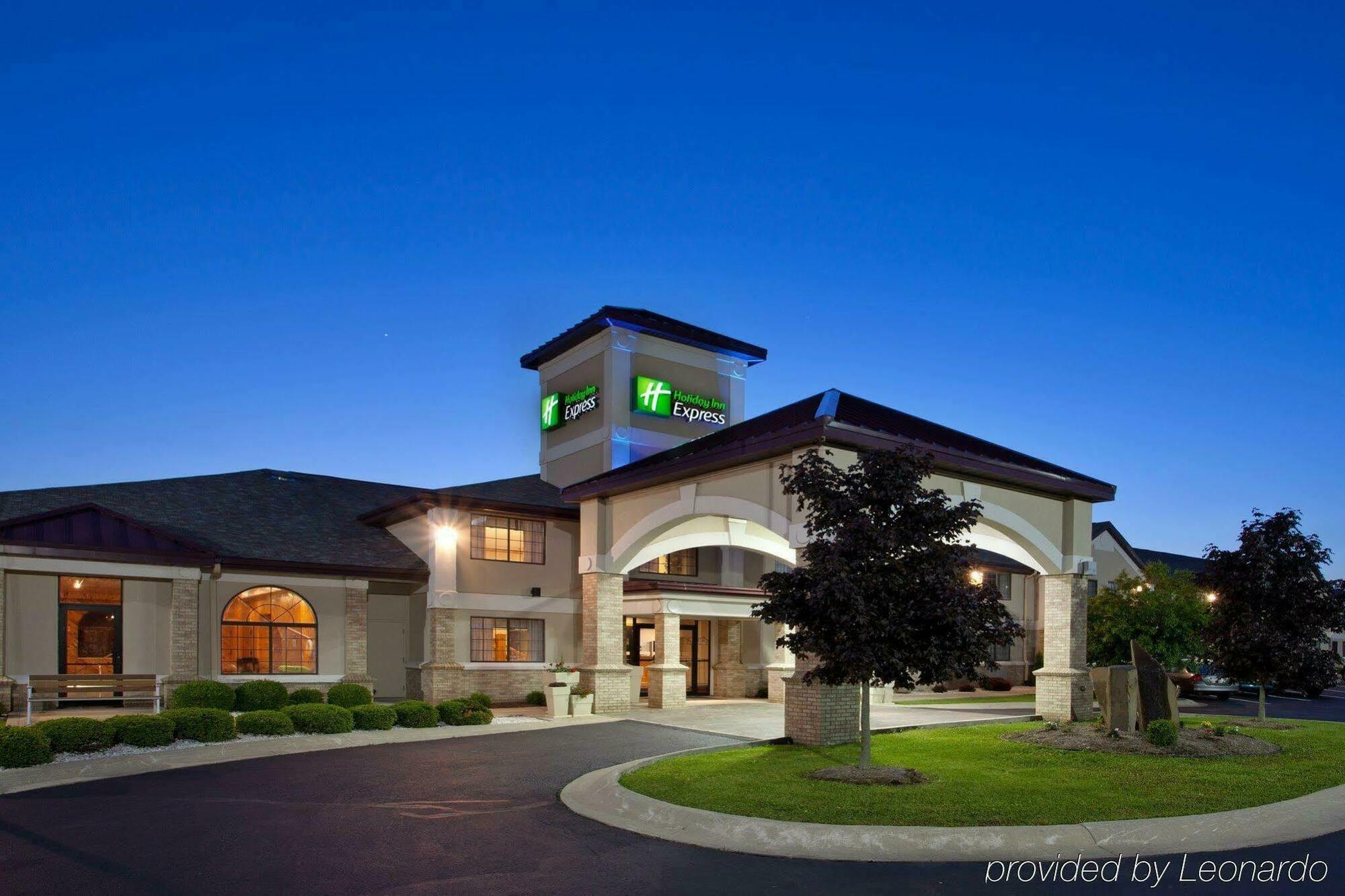 Comfort Inn & Suites Napoleon Εξωτερικό φωτογραφία
